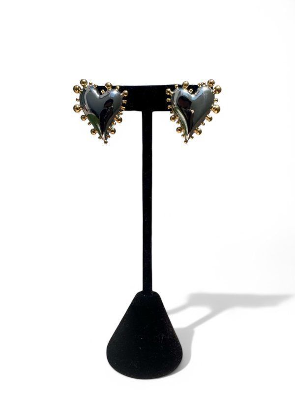 Aretes Corazón  Plateados Con Bolitas